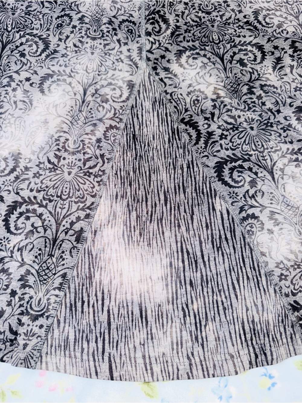 Tribal Floral Damask A-Line Skirt in Charcoal Gray Casual Lined 🌪️ - Picture 4 of 6